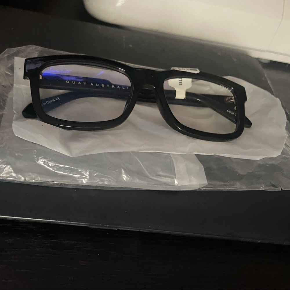 Quay Glasses